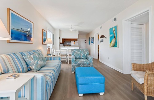 Kill Devil Hills Condo | Oceanfront condo in KDH w/panoramic views & a community pool!