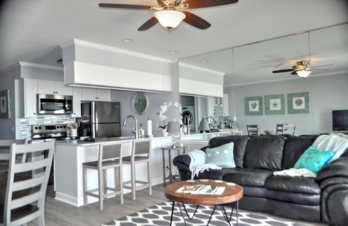 Ocean Isle Beach Condo | Oceanfront Condo with Pool