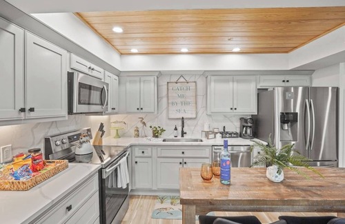 Port St. Joe Condo | Oceanfront Condo | 2Bdm | ScallopSeason!