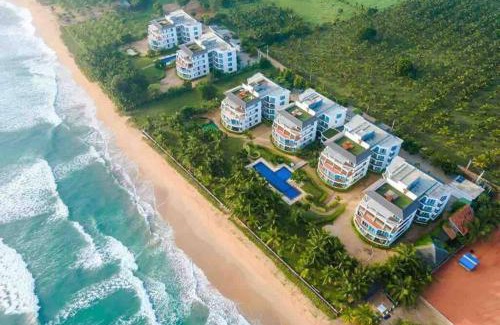 Nilaveli Apartment | Oceanfront condo 3-2-01- Nilaveli
