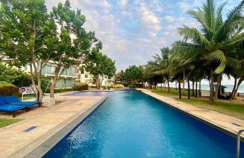 Nilaveli Apartment | Oceanfront condo 3-2-01- Nilaveli