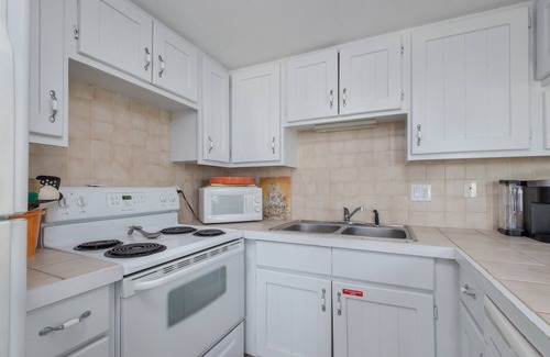 Duck Condo | Oceanfront Condo in Beautiful Duck.