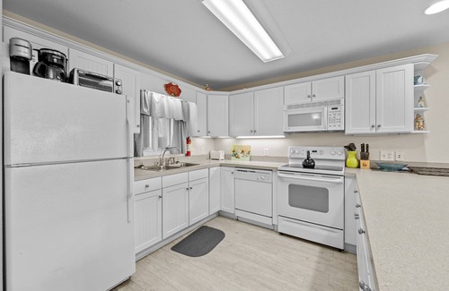 Rodanthe Condo | Oceanfront condo in Rodanthe!