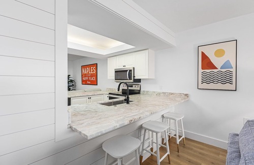 Pelican Bay Condo | Oceanfront Condo in Seagate, the heart of Naples.