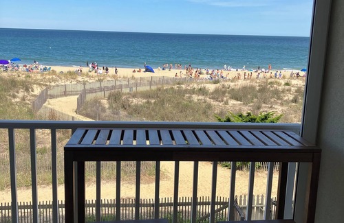 North Ocean City Apartment | Oceanfront condo in North OC with amazing views!