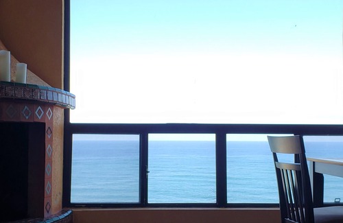 La Fonda Condo | Oceanfront Condo w/panoramic views & fireplace