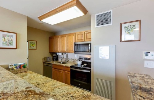 Kihei Apartment | Oceanfront condo with amazing views @ Sugar Beach Resort, Central AC, and more!