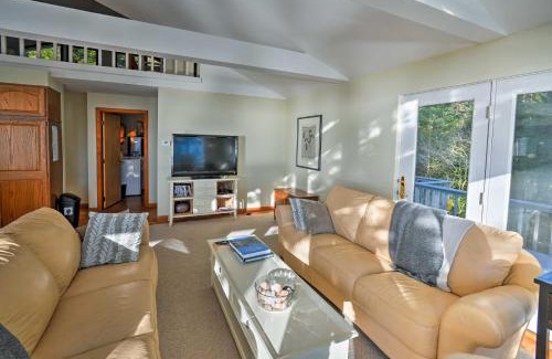 Milbridge House | Oceanfront Cottage on 2 Acres - 4 Miles to Town!