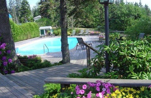 Newagen Cottage | Oceanfront Cottage Southport 3 BR 2BA, Handicapped Accessible