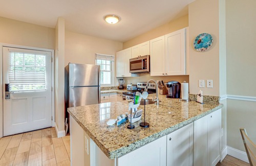 Marathon House | Oceanfront Duck Key Villa: 2 Marinas Steps Away!