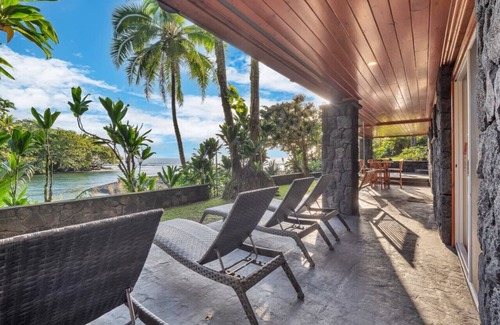 Kapoho House | Oceanfront Estate: The Honolii Hale