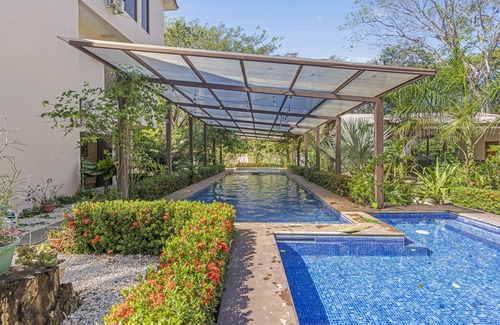 Los Pargos Apartment | Oceanfront Eventlocation at Playa Negra