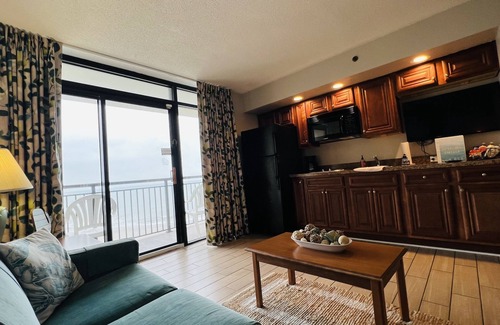 Windy Hill Resort | Oceanfront Family-Friendly Resort in Prime North Myrtle Beach Location!