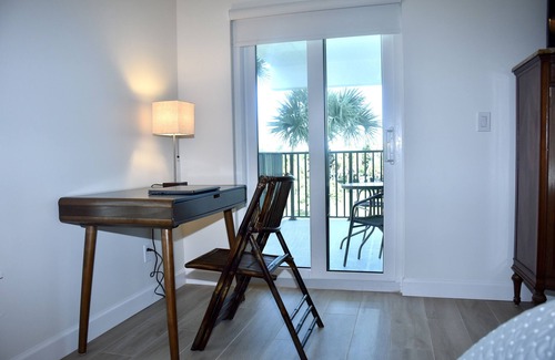 Vero Beach Condo | Oceanfront Fully Renovated Luxury Condo