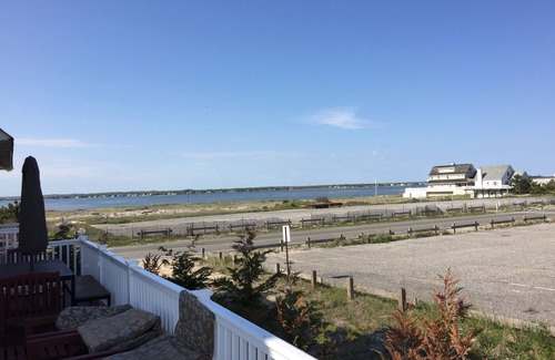 West Hampton Dunes House | OCEANFRONT HAMPTONS GEM