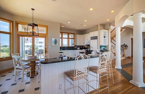 Hatteras House | Oceanfront Hatteras home w/endless views, pool, hot tub, rec room & more!