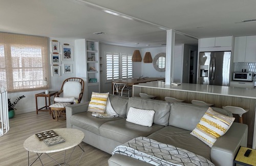 Monroe County House | OCEANFRONT Home in Key Largo with golf cart. Leave your boat in your backyard
