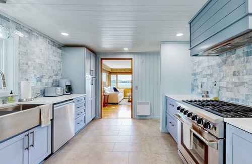 Hancock House | Oceanfront home on private island with amazing view & beach access - 1 dog OK