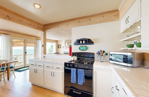 Cayucos House | Oceanfront home with fireplace & deck - watch for dolphins & whales