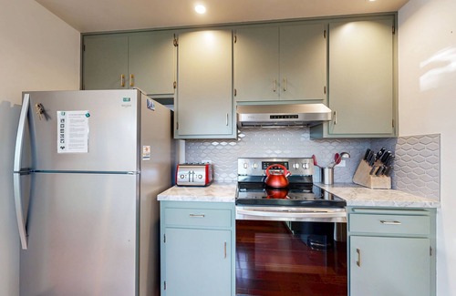 Sea Ranch House | Oceanfront Home with Hot Tub, Deck, Shared Pool Access, & WiFi - Dogs OK