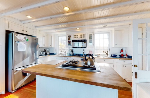 Dennis House | Oceanfront home with private beach, large deck, & washer/dryer - dog-friendly