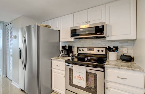 Fernandina Beach Condo | Oceanfront | Incredible Intracoastal and Atlantic Views | Totally Remodeled Sea Dunes Penthouse