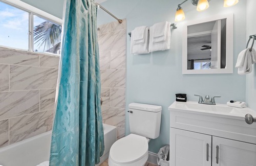 Fort Pierce Hotel | Oceanfront Inn Room #1 - Partial Ocean View, King Bed