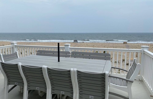 Holgate House | Oceanfront Luxury at the Southern Tip of LBI in Holgate