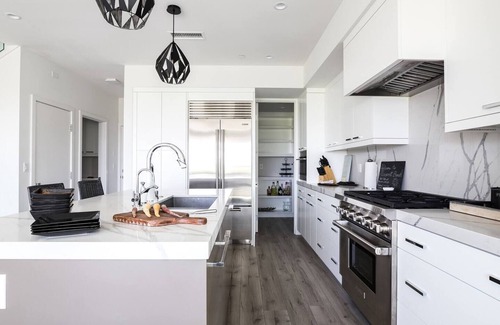 Balboa Peninsula House | Oceanfront Luxury, Incredible views and sunsets