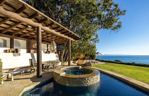 Las Positas House | Oceanfront Luxury - Heated Pool - PRIVATE BEACH STAIRWAY