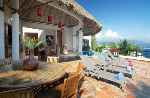 La Punta Villa | Oceanfront Luxury Villa in Gated Community