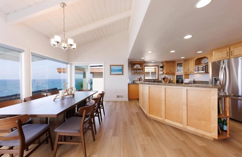 Leucadia House | Oceanfront Luxury with Pool/Spa, Beach Access