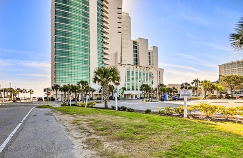 Downtown Myrtle Beach Apartment | Oceanfront Myrtle Beach Condo with Balcony!