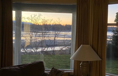 Regional District of Nanaimo Condo | Oceanfront Nanoose Bay stunning views condo sleeps 6