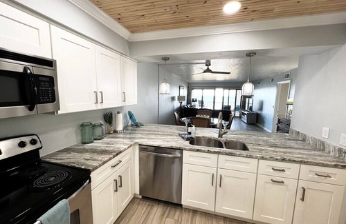 Cocoa Beach Condo | Oceanfront Oasis: 6th Floor Direct Oceanfront