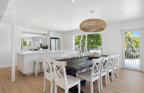 Florida Keys House | Oceanfront Oasis/Pool Kayaks Rooftop Terrace sleeps 12,