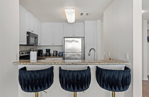 Marina del Rey Apartment | Oceanfront Oasis: Serene 1bd Retreat in MDR/Venice