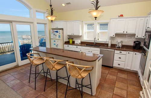 Duck House | OCEANFRONT, Ocean Views, ELEVATOR, Private Beach Walkway, BB14, Heart Of Duck