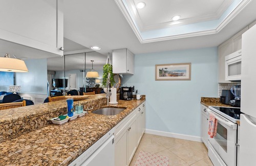 Stuart Condo | OCEANFRONT Penthouse XL Balcony w/Gorgeous Views, S. Hutchinson Island/Stuartn