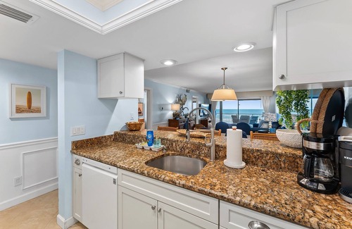 Stuart Condo | OCEANFRONT Penthouse XL Balcony w/Gorgeous Views, S. Hutchinson Island/Stuartn