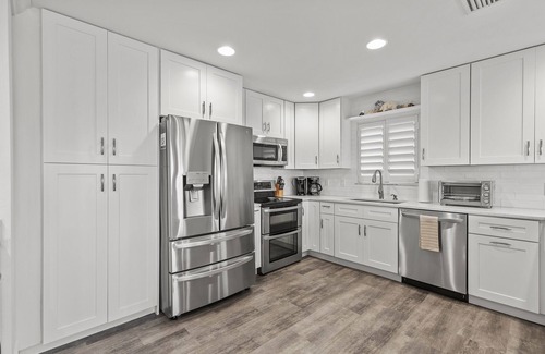 New Smyrna Beach House | 🌊Oceanfront-Pool-Pet Friendly-Blue Yonder Beach House🌊