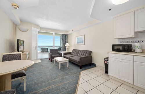 Ortona Park Condo | Oceanfront - Private Balcony - 1 Bedroom