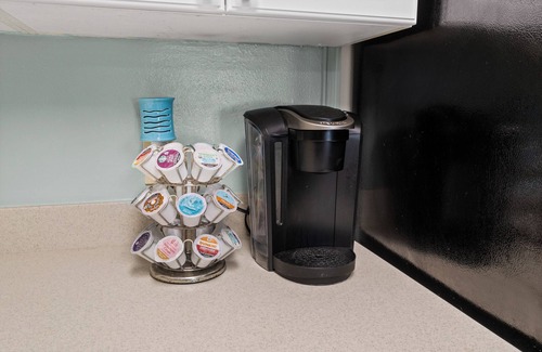 Cape Caneveral Beach Gardens Condo | Oceanfront Resort Style | Heated Pool | 1 Bed+Flex | Ground Floor | Beach Gear