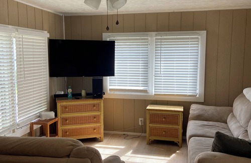 Englewood House | Oceanfront Seasonal home directly on Lemon Bay 1+Bd 1 Bath BRAND NEW LISTING!