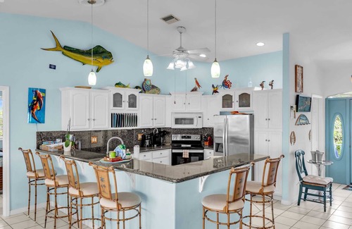 Cutthroat Harbor Estates House | Oceanfront Seclusion, Oceanfront with pool