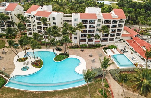 Mameyes II Apartment | Oceanfront Suite Ocean Villas Rio Mar Parking Golf