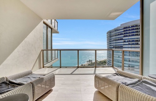 Bal Harbour Apartment | OCEANFRONT SUITE Regal Bal Harbour