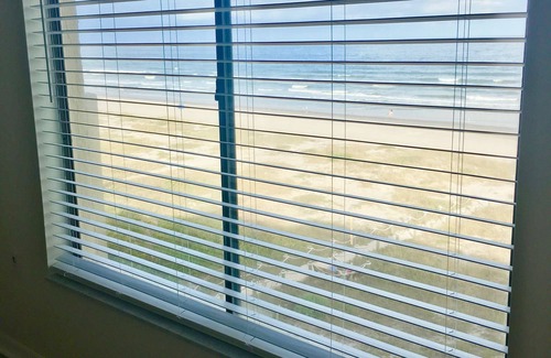 Cocoa Beach Condo | Oceanfront Top Floor Condo on Cocoa Beach - 3 bed 2 bath