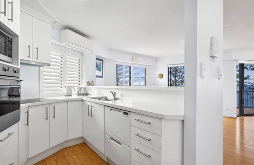 Coolum Beach Apartment | Oceanfront Unit 8 The Rocks