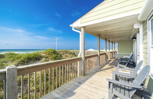 Emerald Isle Cottage | Oceanfront Updated 5BR Duplex. Dog friendly!